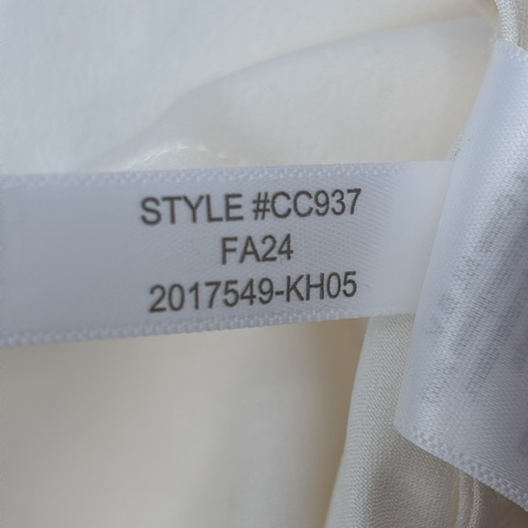 J Crew Factory Shiny v neck adjustable strap camisole in Ivory size 2X NWT CC937 - Picture 6 of 11